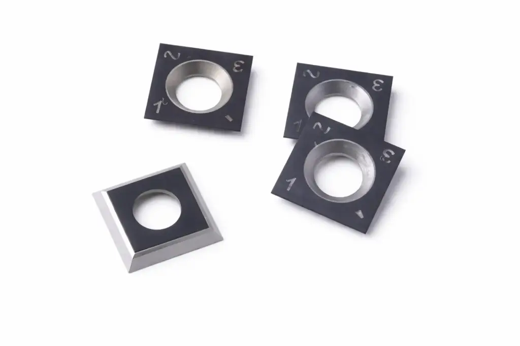 Карбидни ножчета за фрезова глава